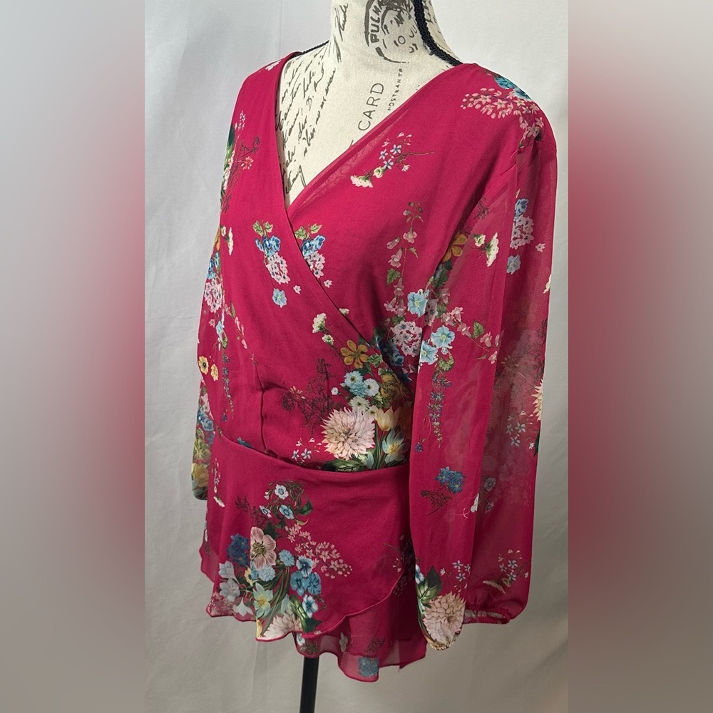 💜Sweet Pea Pink Floral Tunic Top - Picture 5 of 11